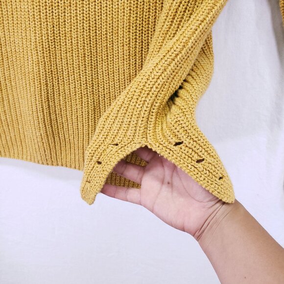 Coldwater Creek Mustard Yellow Knit Relaxed V Neck Fall Sweater Size L - Picture 10 of 13
